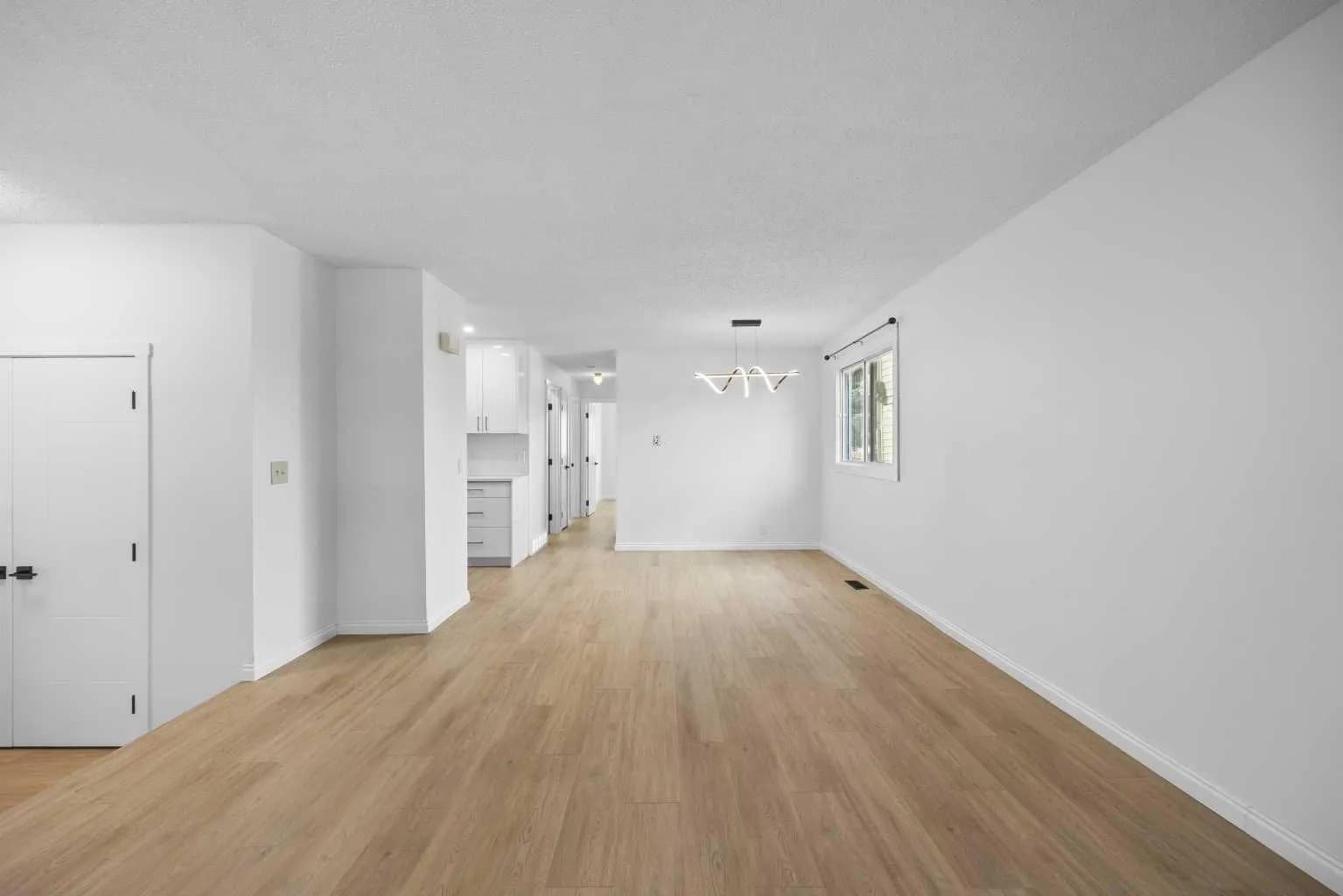 Semi Detached (Half Duplex)