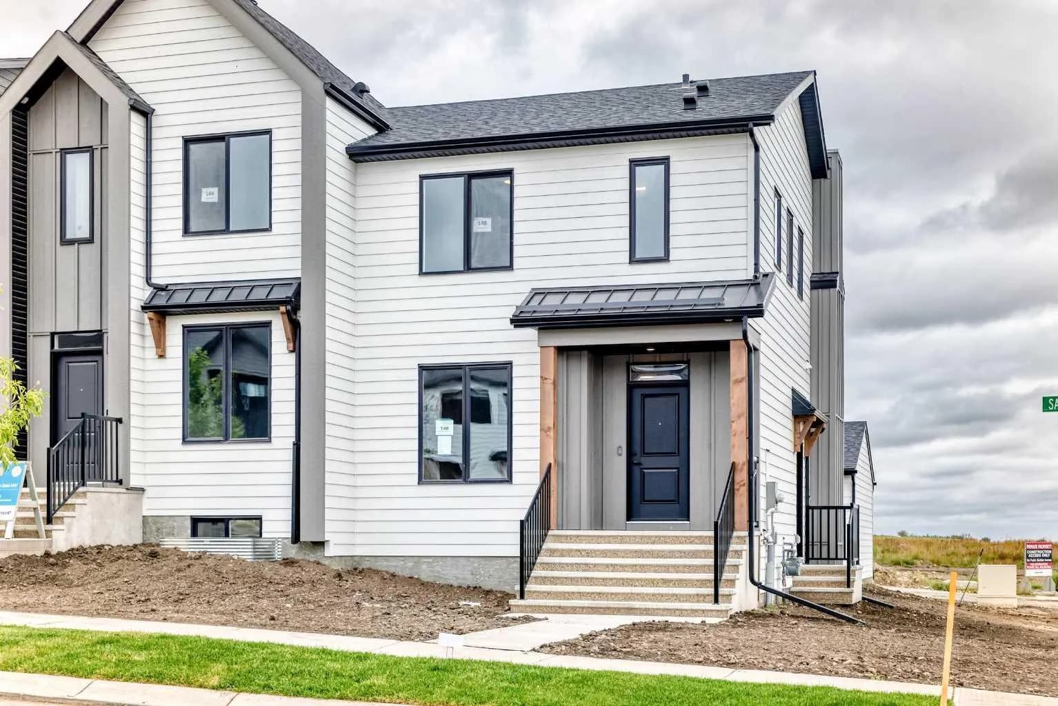 Semi Detached (Half Duplex)
