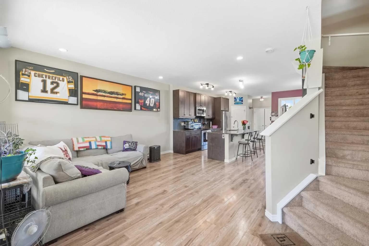 Semi Detached (Half Duplex)