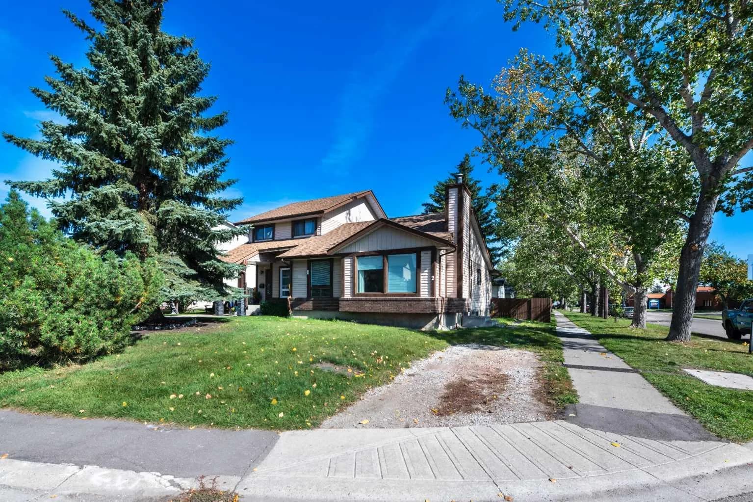 Semi Detached (Half Duplex)