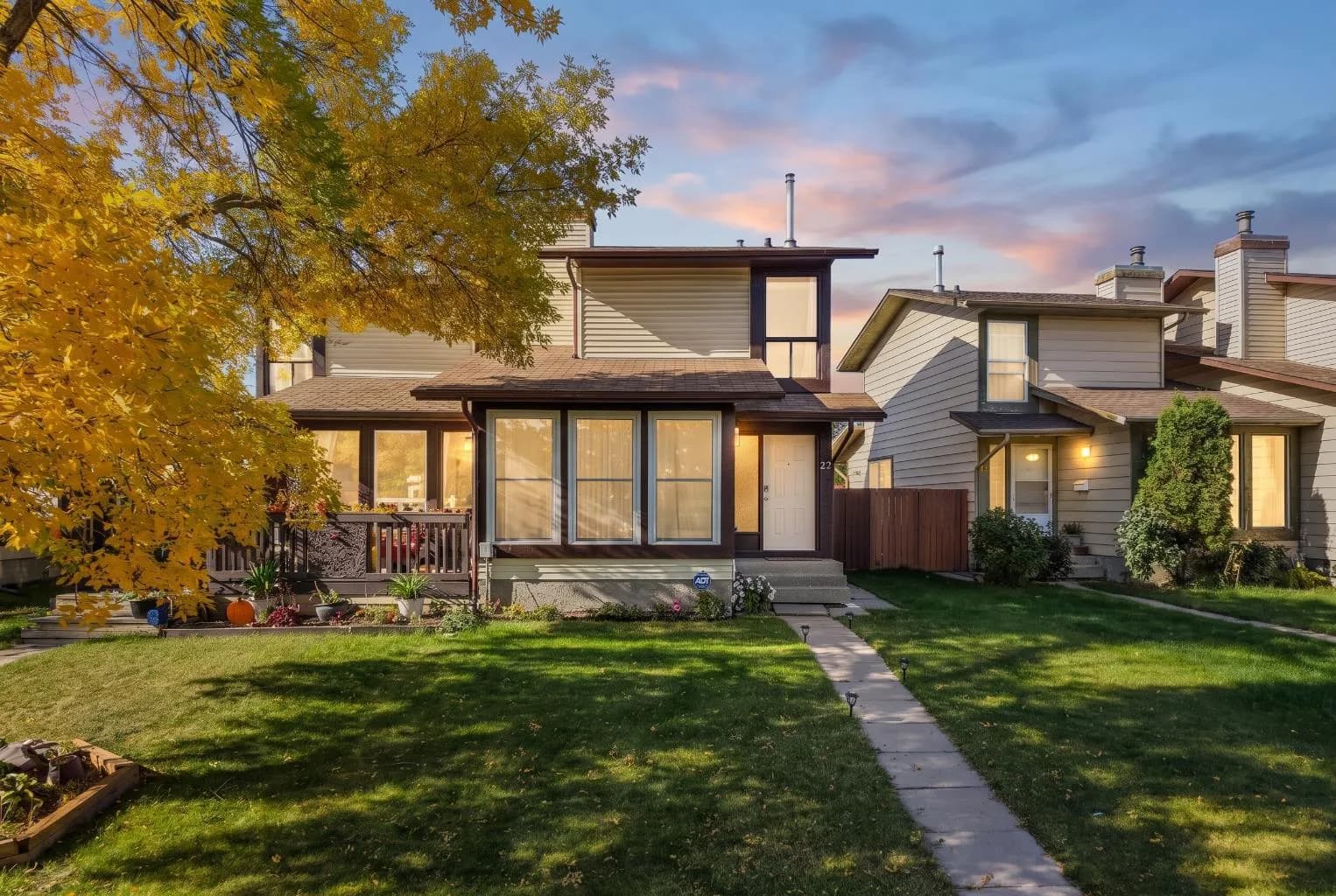 Semi Detached (Half Duplex)