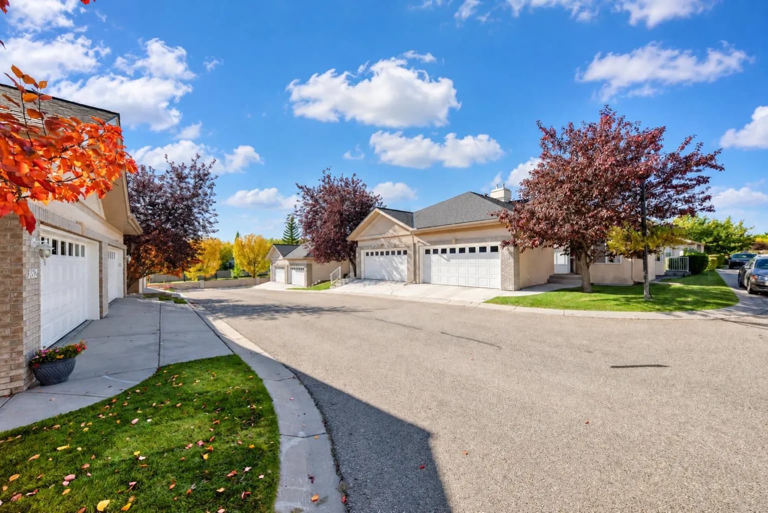 Semi Detached (Half Duplex)
