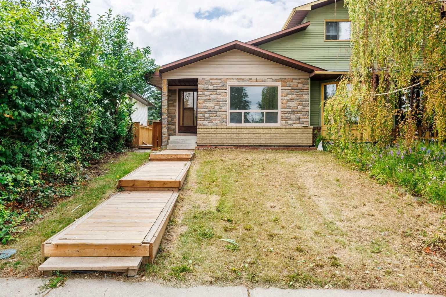 Semi Detached (Half Duplex)