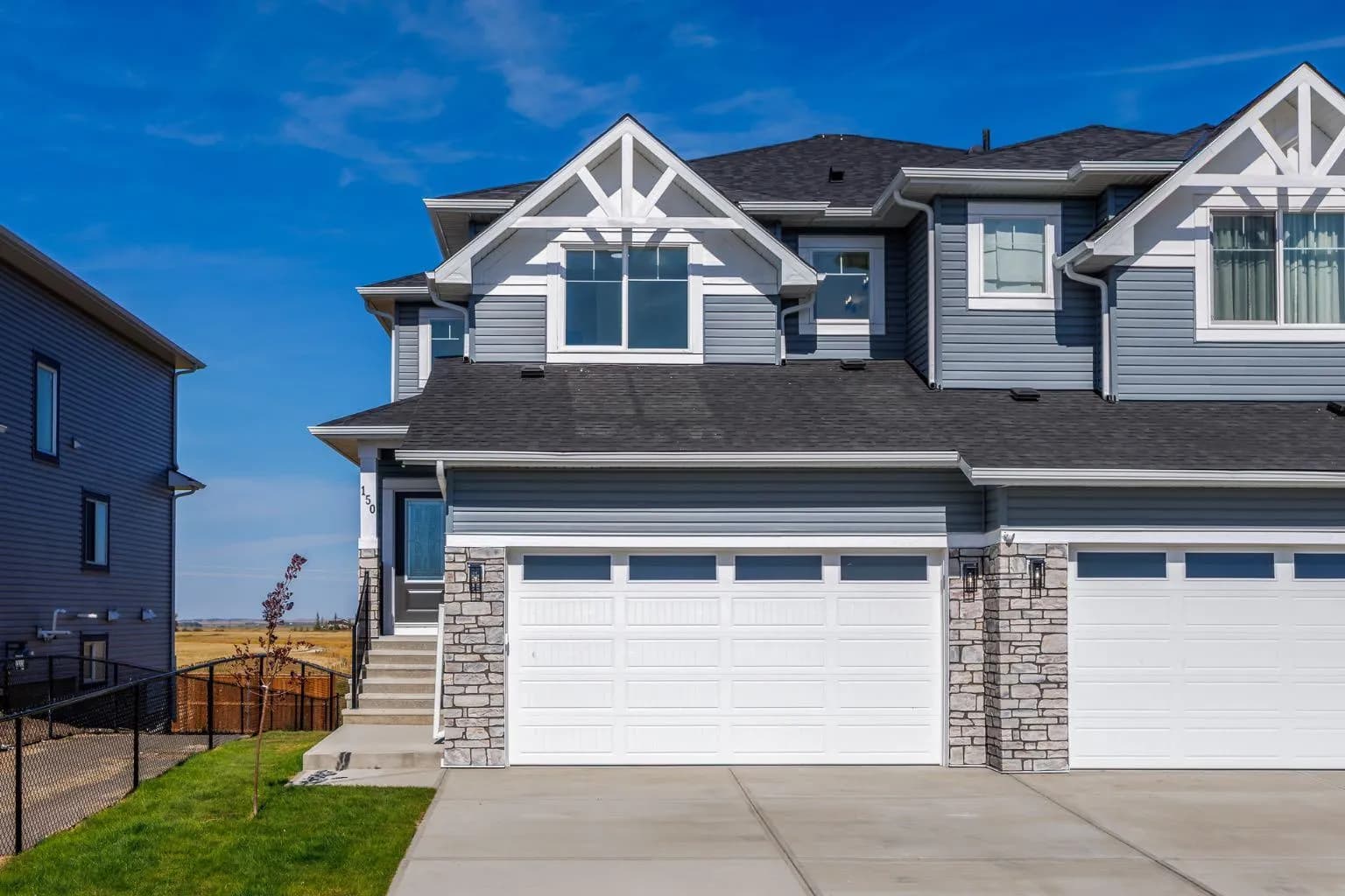 Semi Detached (Half Duplex)