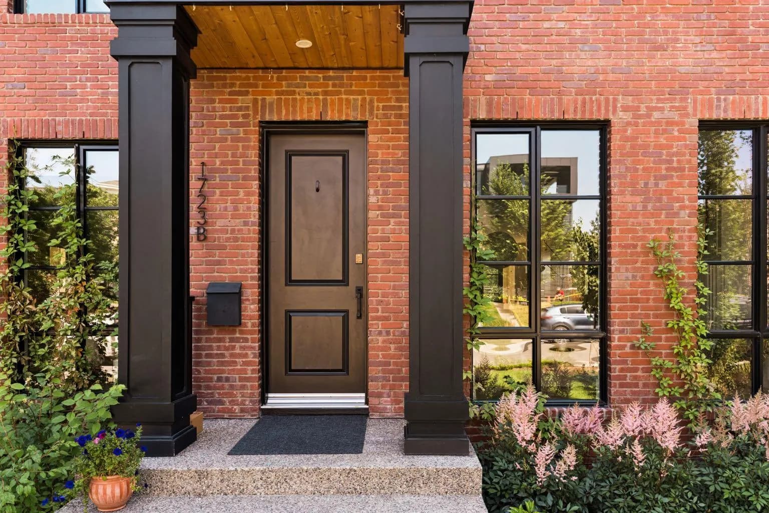 Semi Detached (Half Duplex)