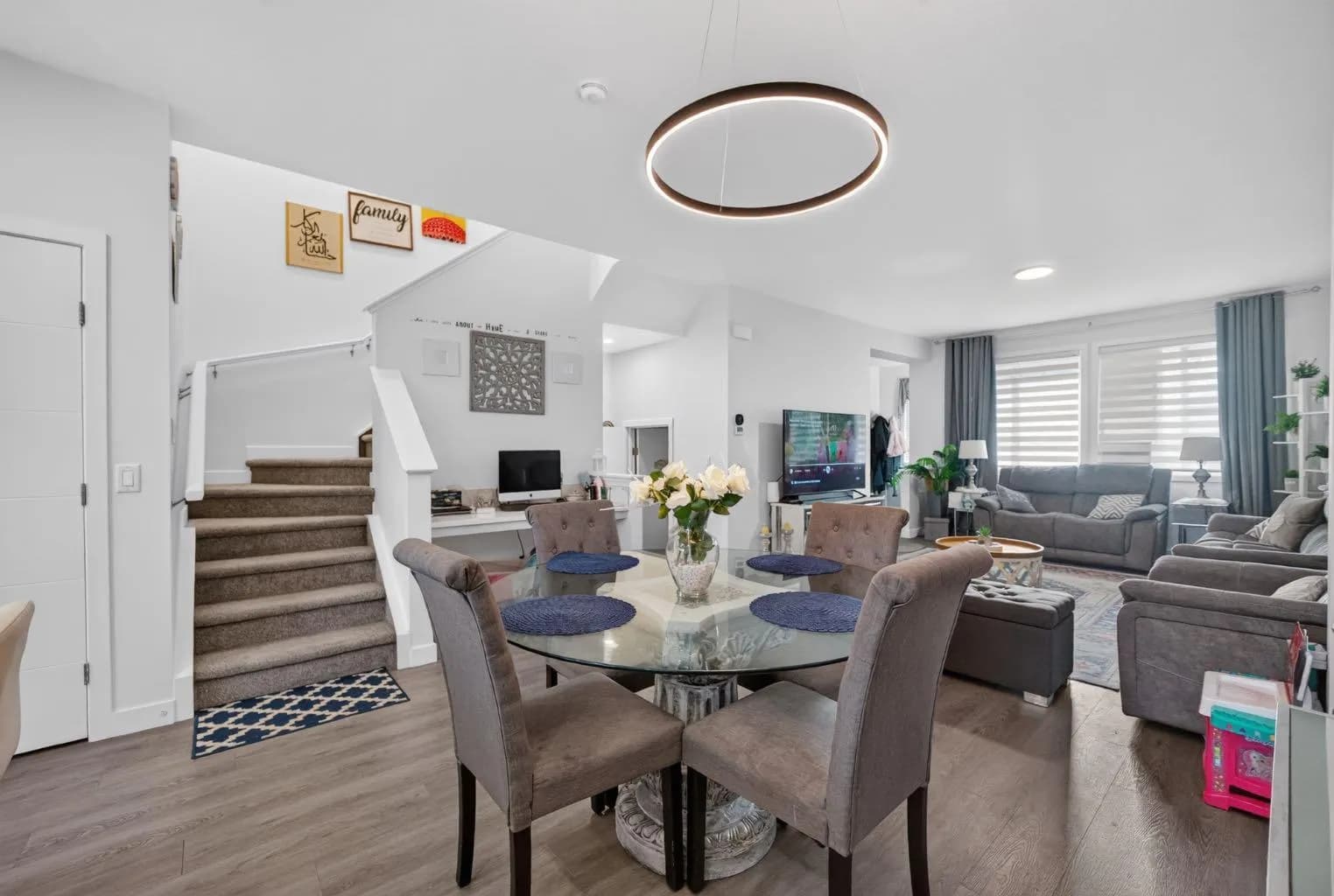 Semi Detached (Half Duplex)