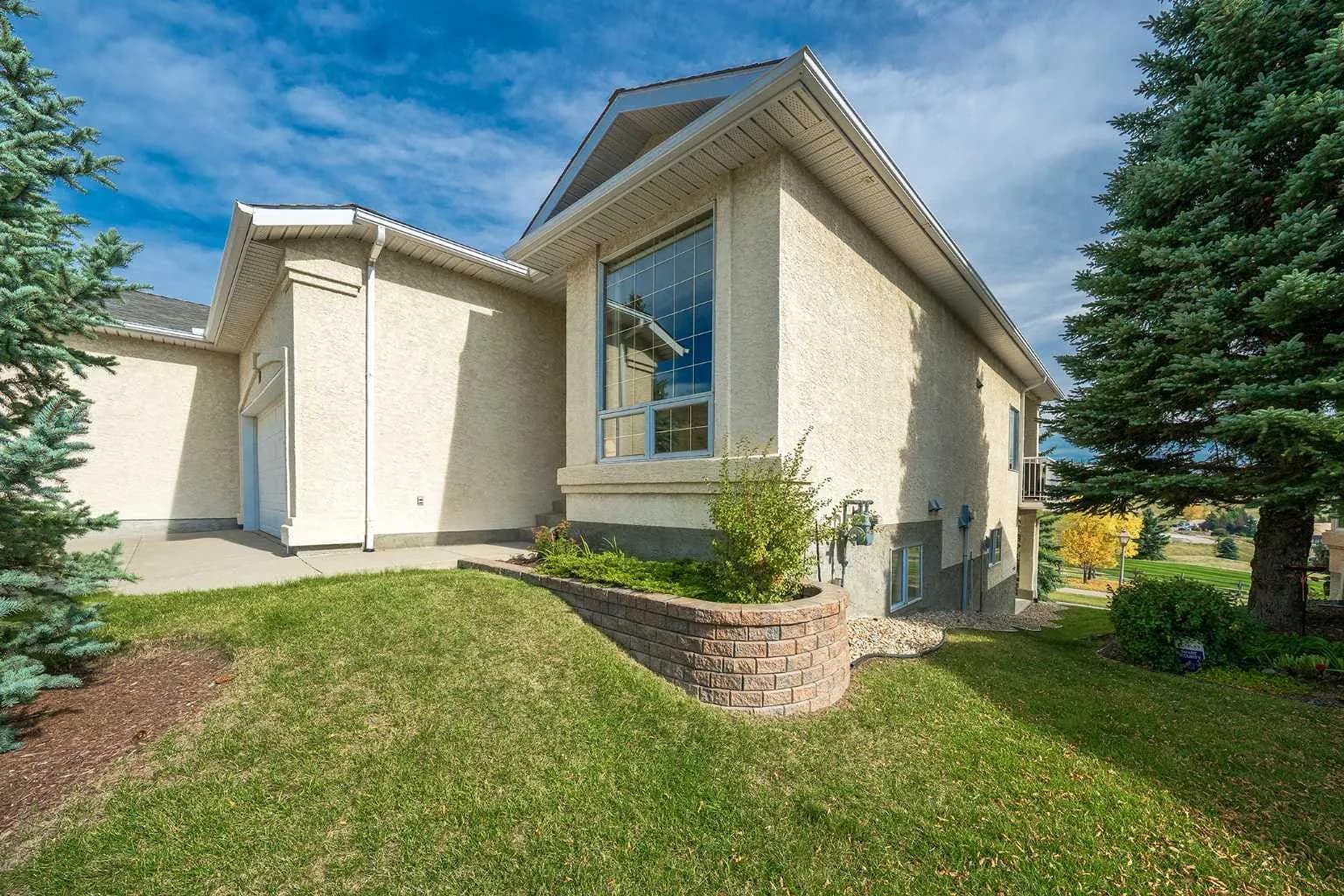 Semi Detached (Half Duplex)