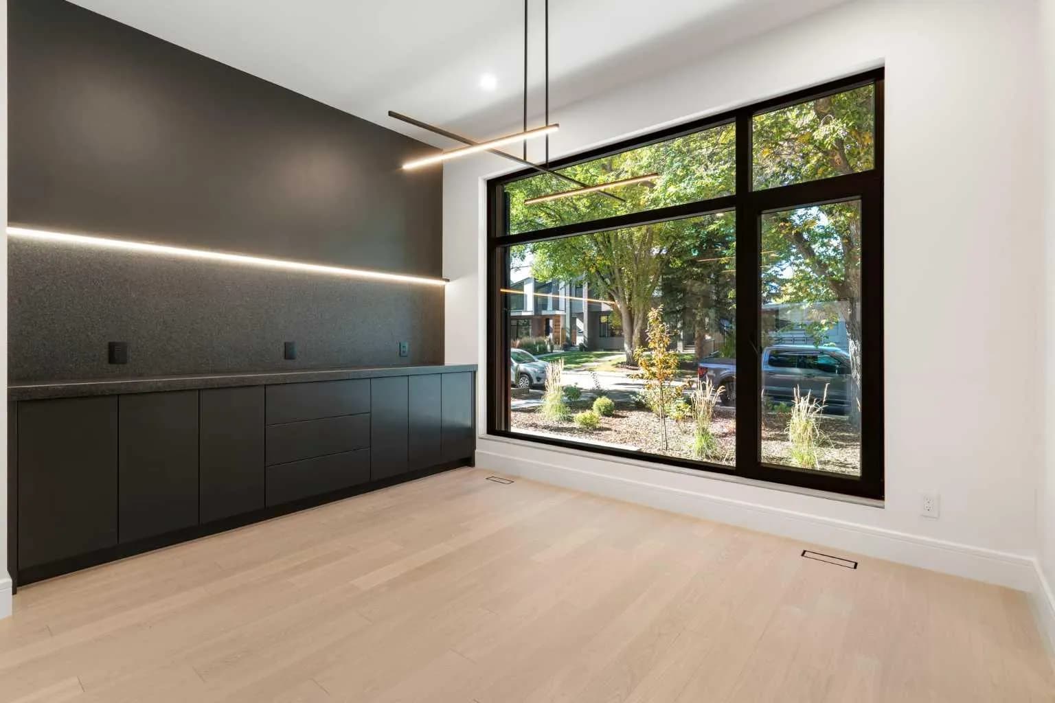 Semi Detached (Half Duplex)