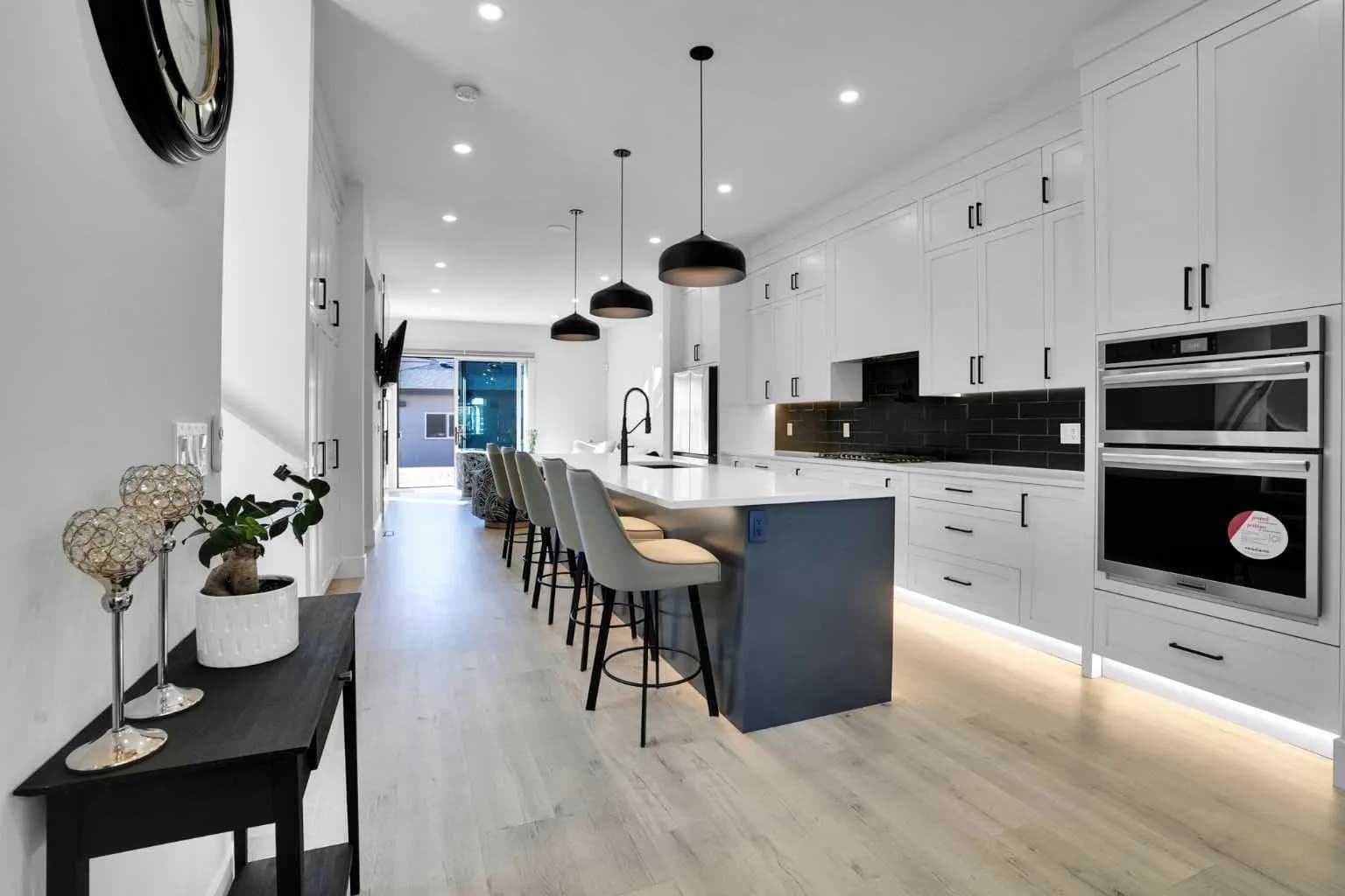 Semi Detached (Half Duplex)