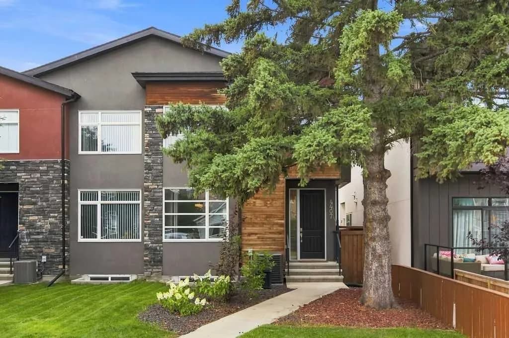 Semi Detached (Half Duplex)