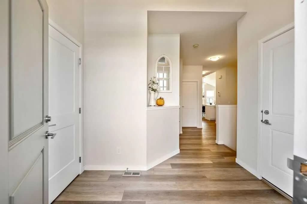 Semi Detached (Half Duplex)