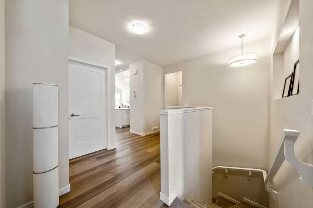 Semi Detached (Half Duplex)