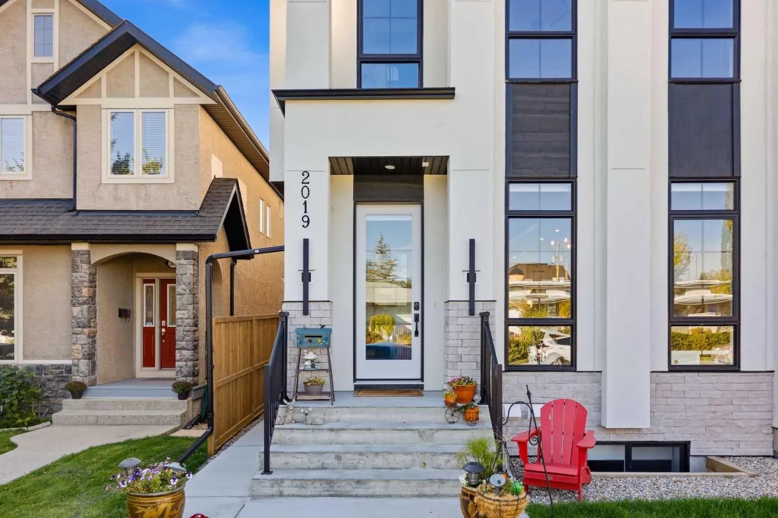 Semi Detached (Half Duplex)