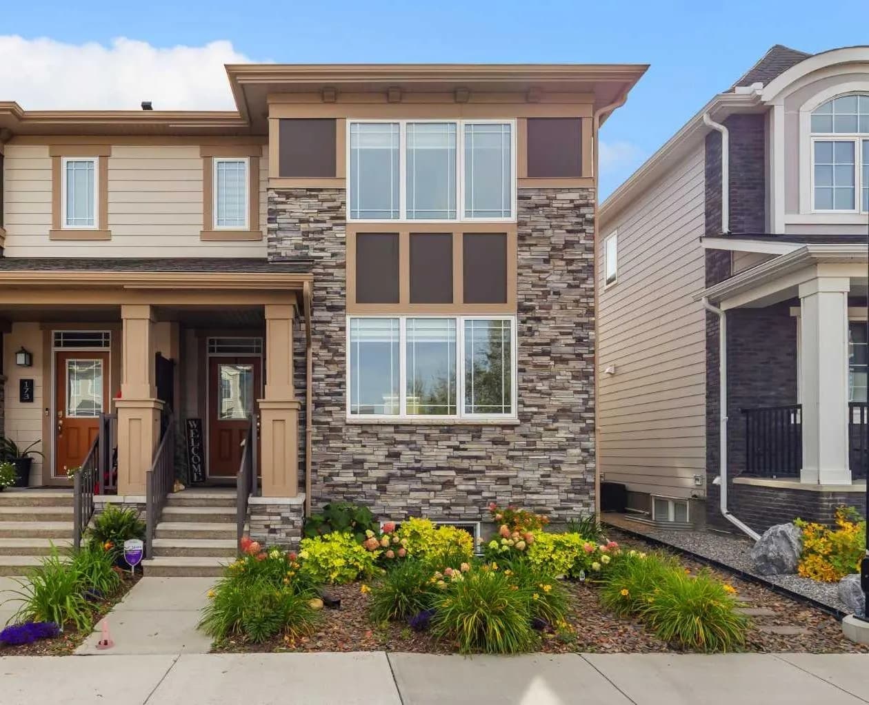 Semi Detached (Half Duplex)