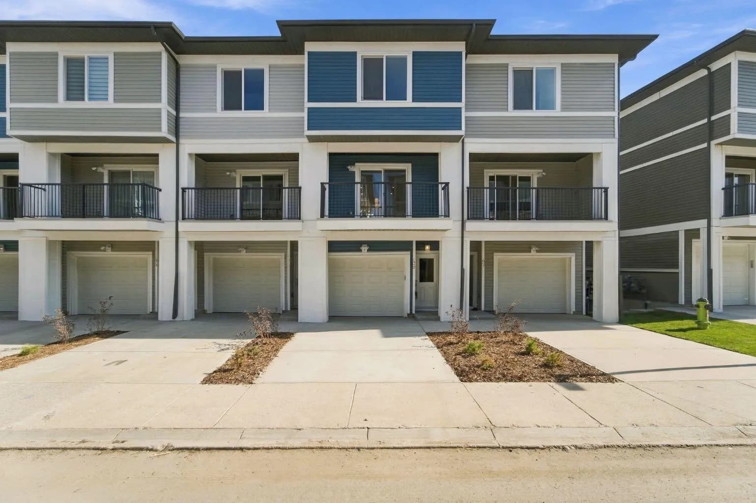 Row/Townhouse