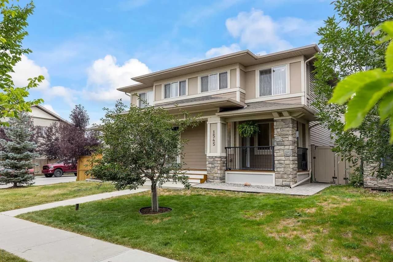 Semi Detached (Half Duplex)