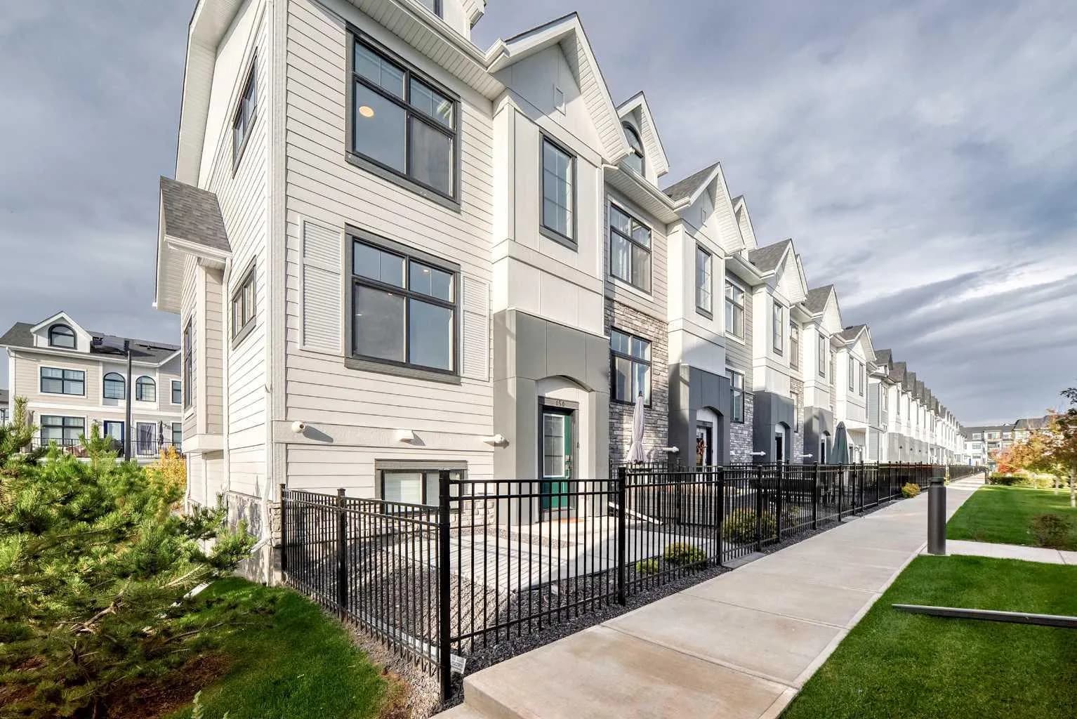 Row/Townhouse