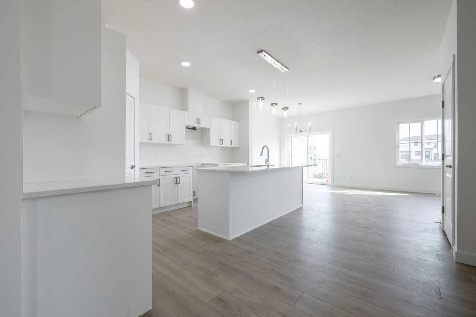 Semi Detached (Half Duplex)