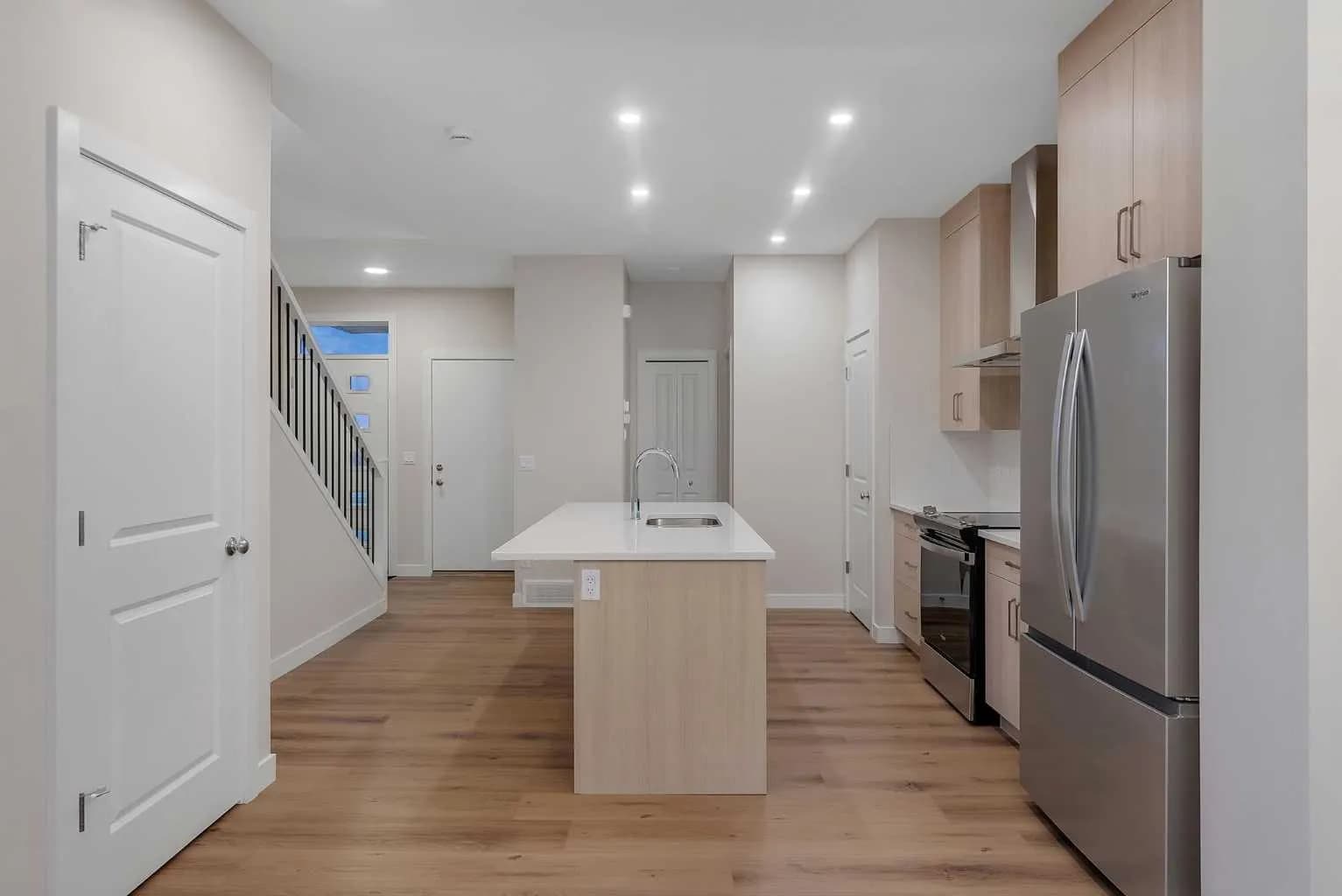 Semi Detached (Half Duplex)