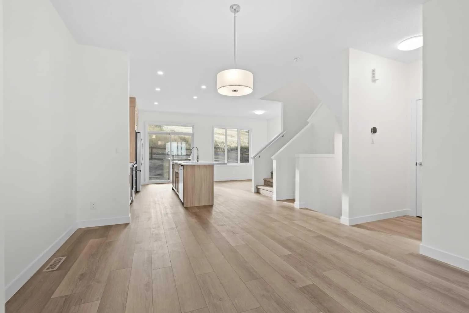 Semi Detached (Half Duplex)