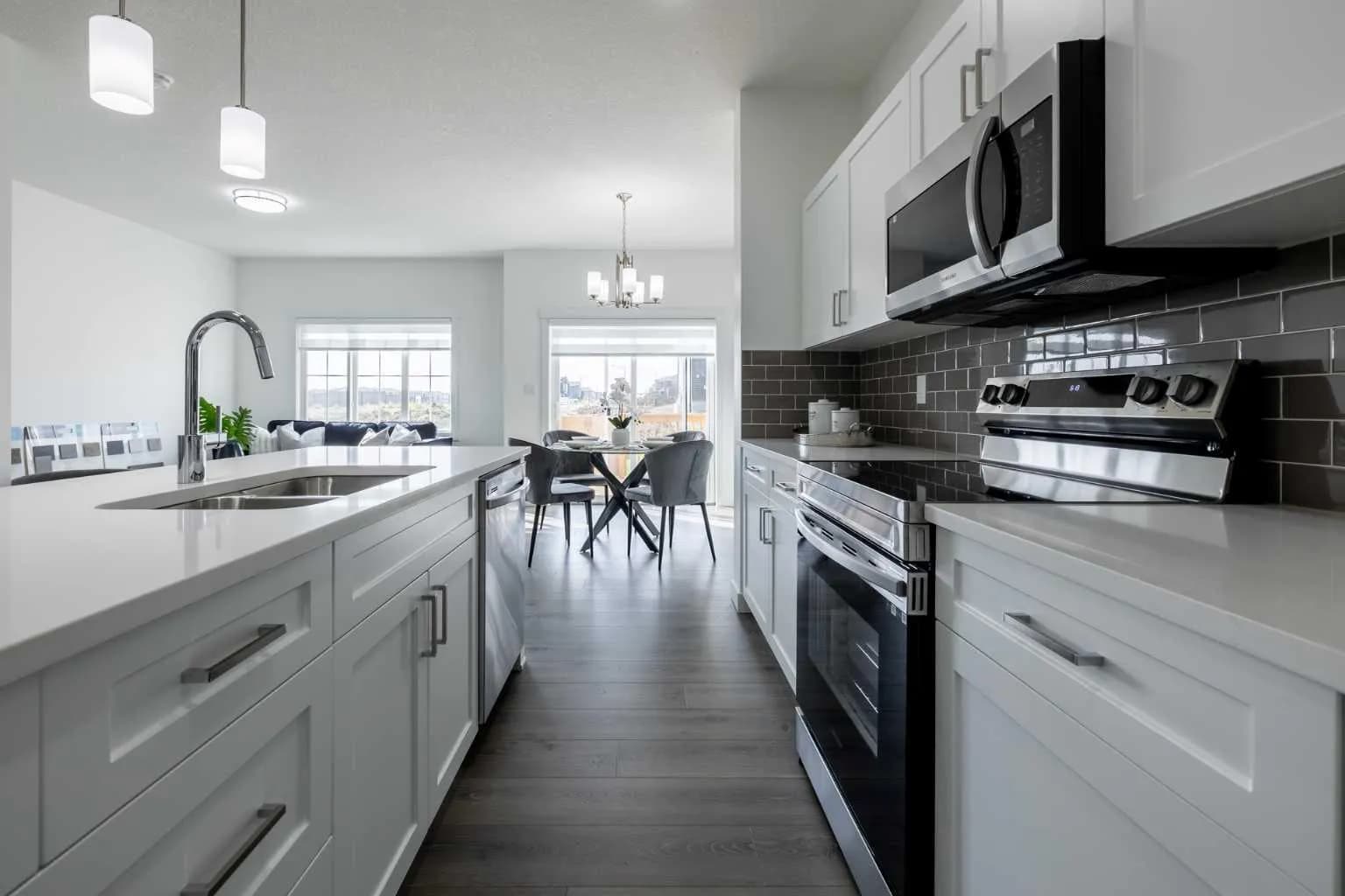 Semi Detached (Half Duplex)