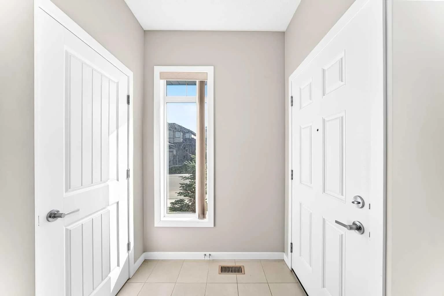 Semi Detached (Half Duplex)