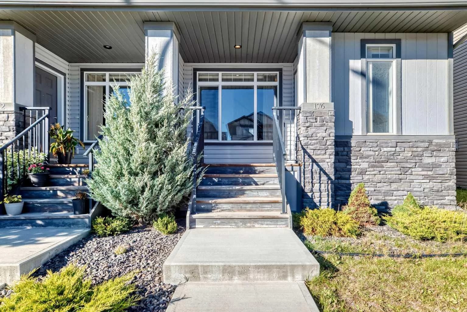 Semi Detached (Half Duplex)