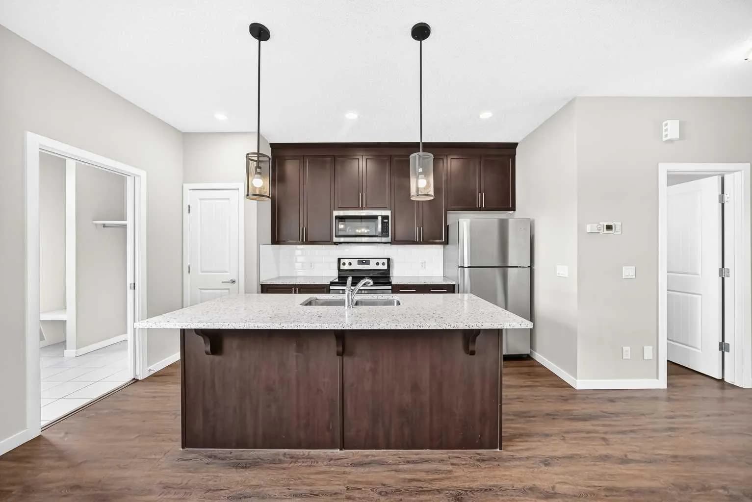 Semi Detached (Half Duplex)