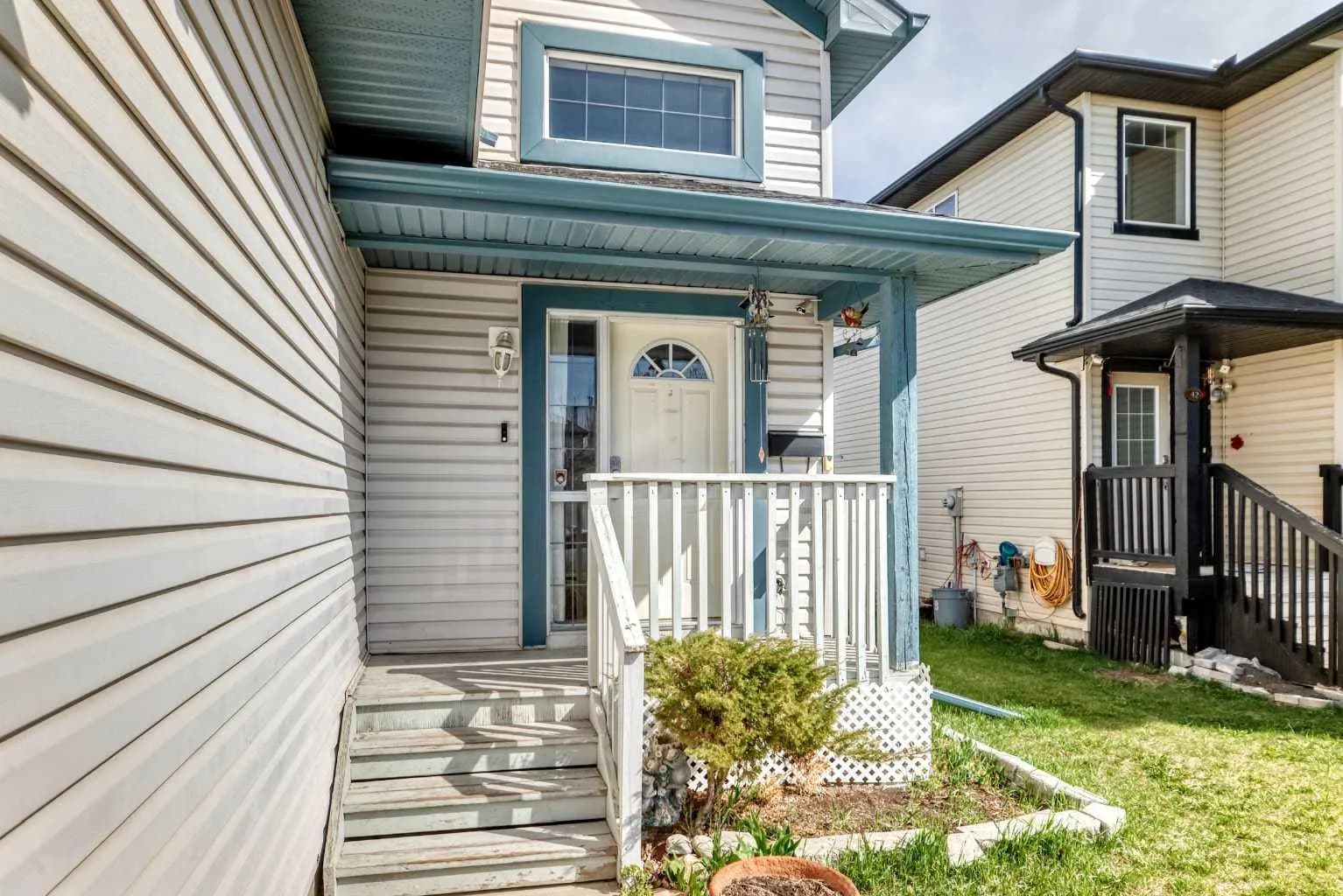 Semi Detached (Half Duplex)