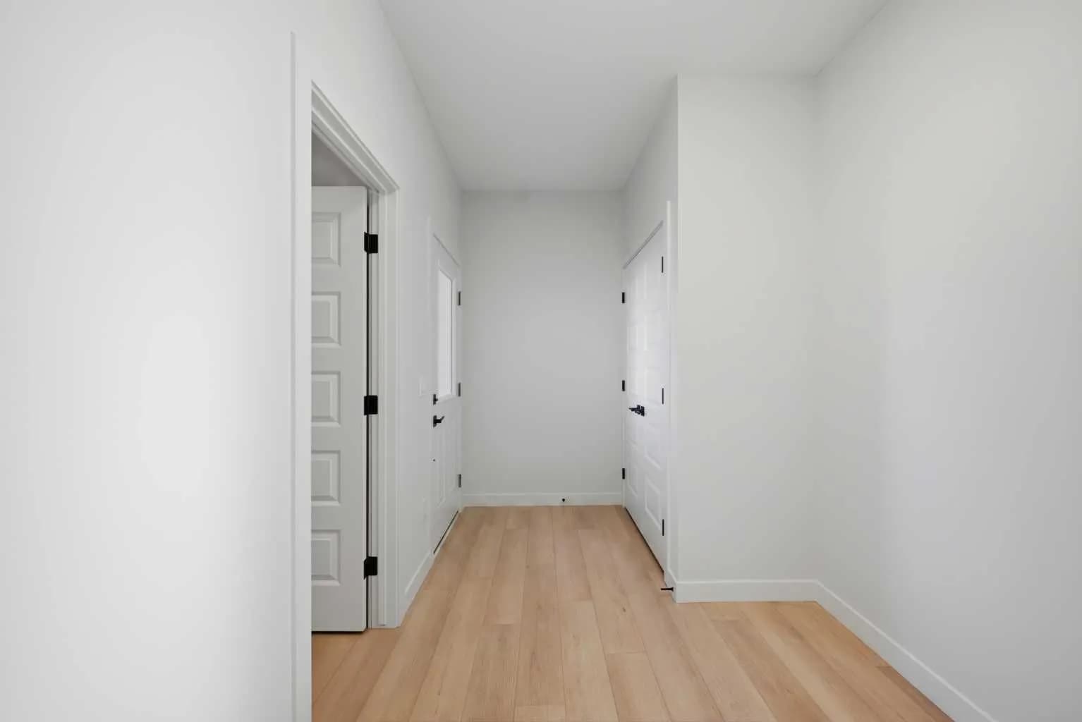 Semi Detached (Half Duplex)