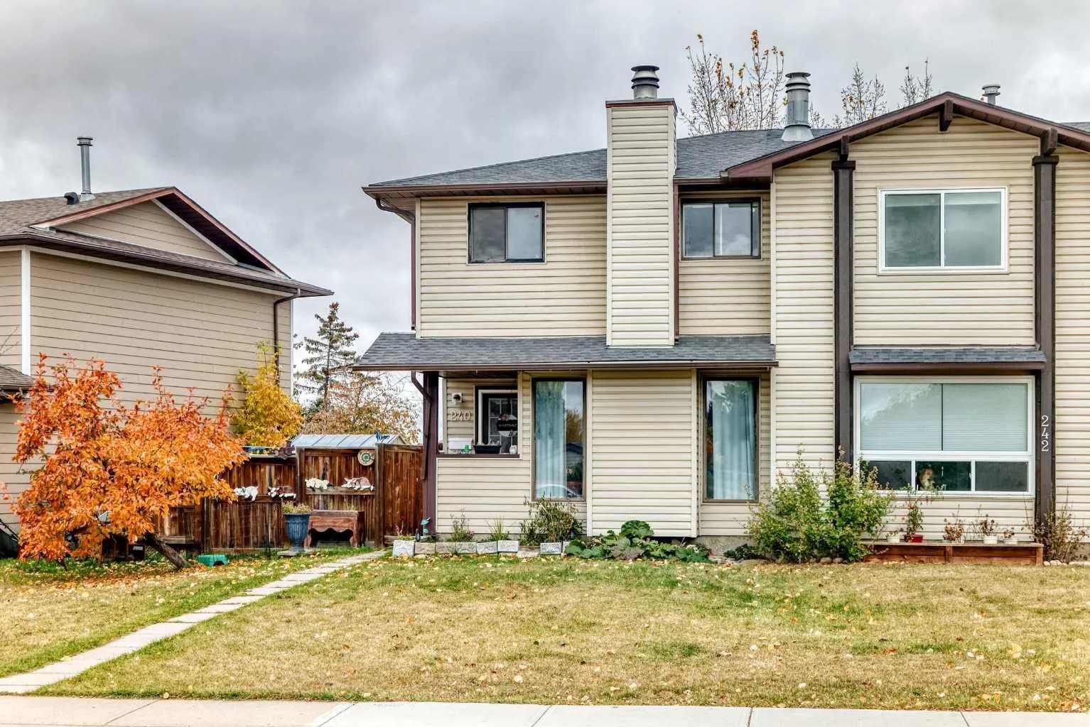 Semi Detached (Half Duplex)