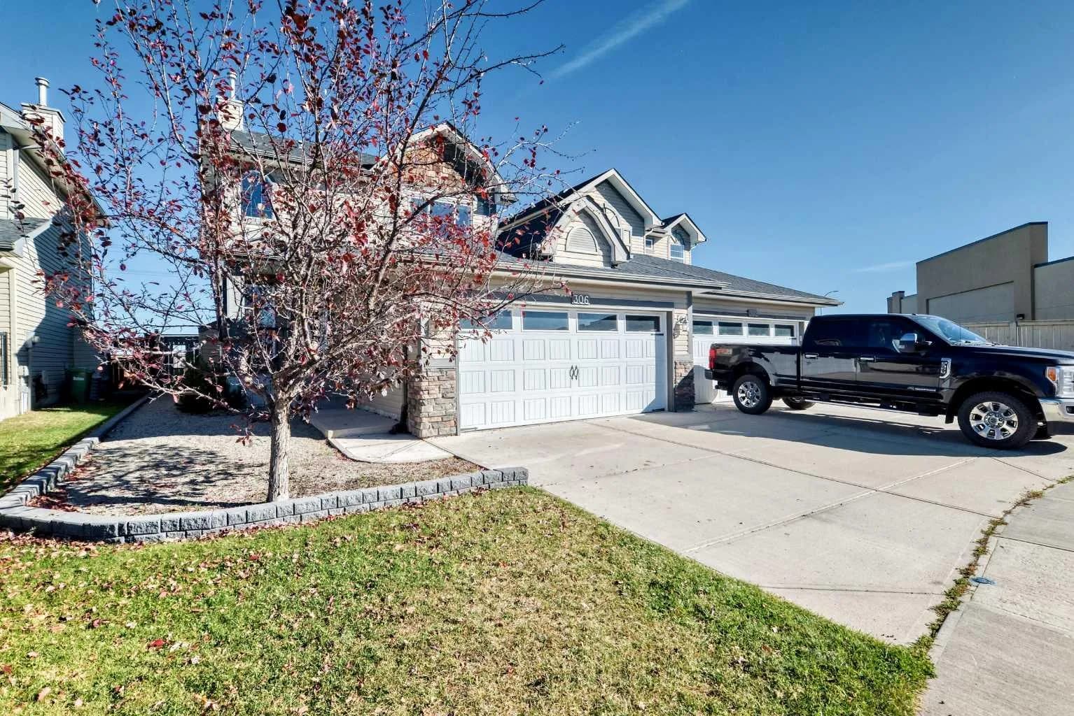 Semi Detached (Half Duplex)