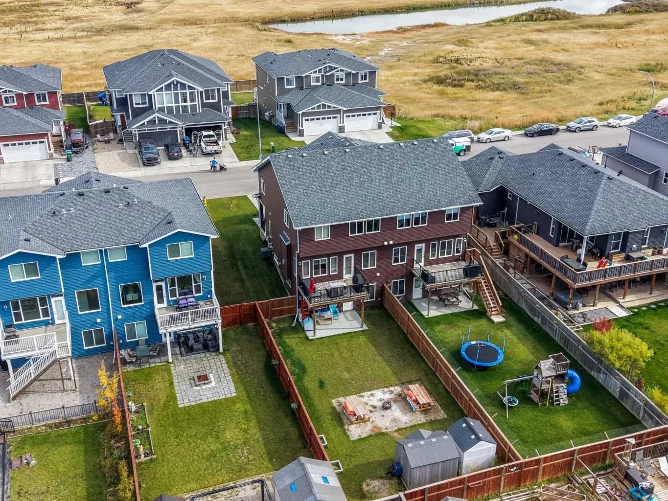 Semi Detached (Half Duplex)