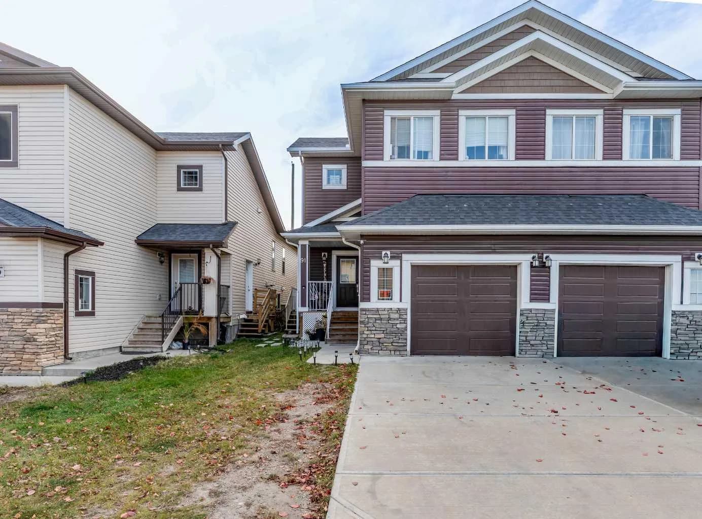 Semi Detached (Half Duplex)