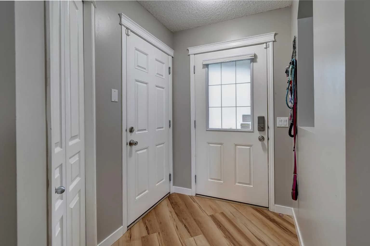 Semi Detached (Half Duplex)
