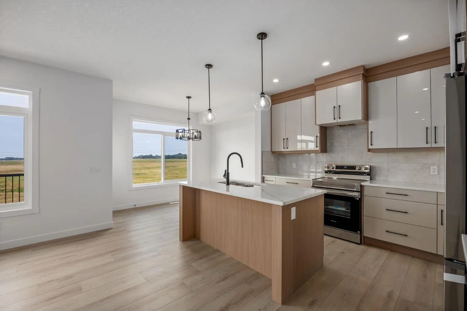 Semi Detached (Half Duplex)
