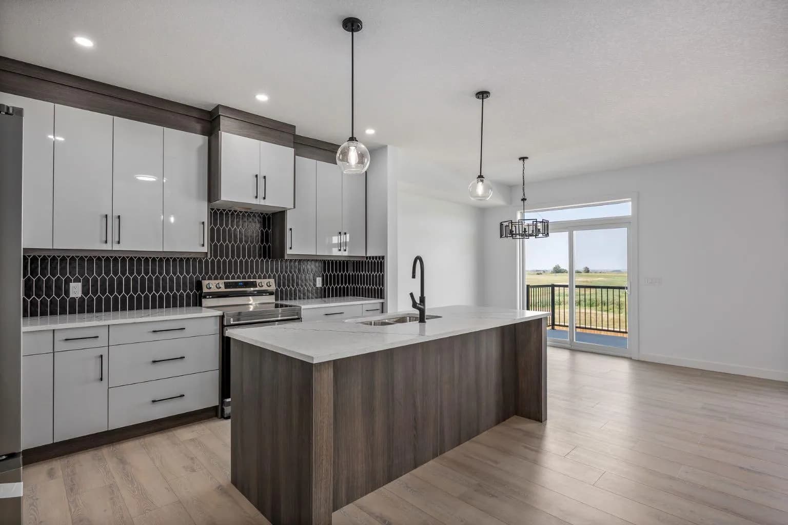 Semi Detached (Half Duplex)