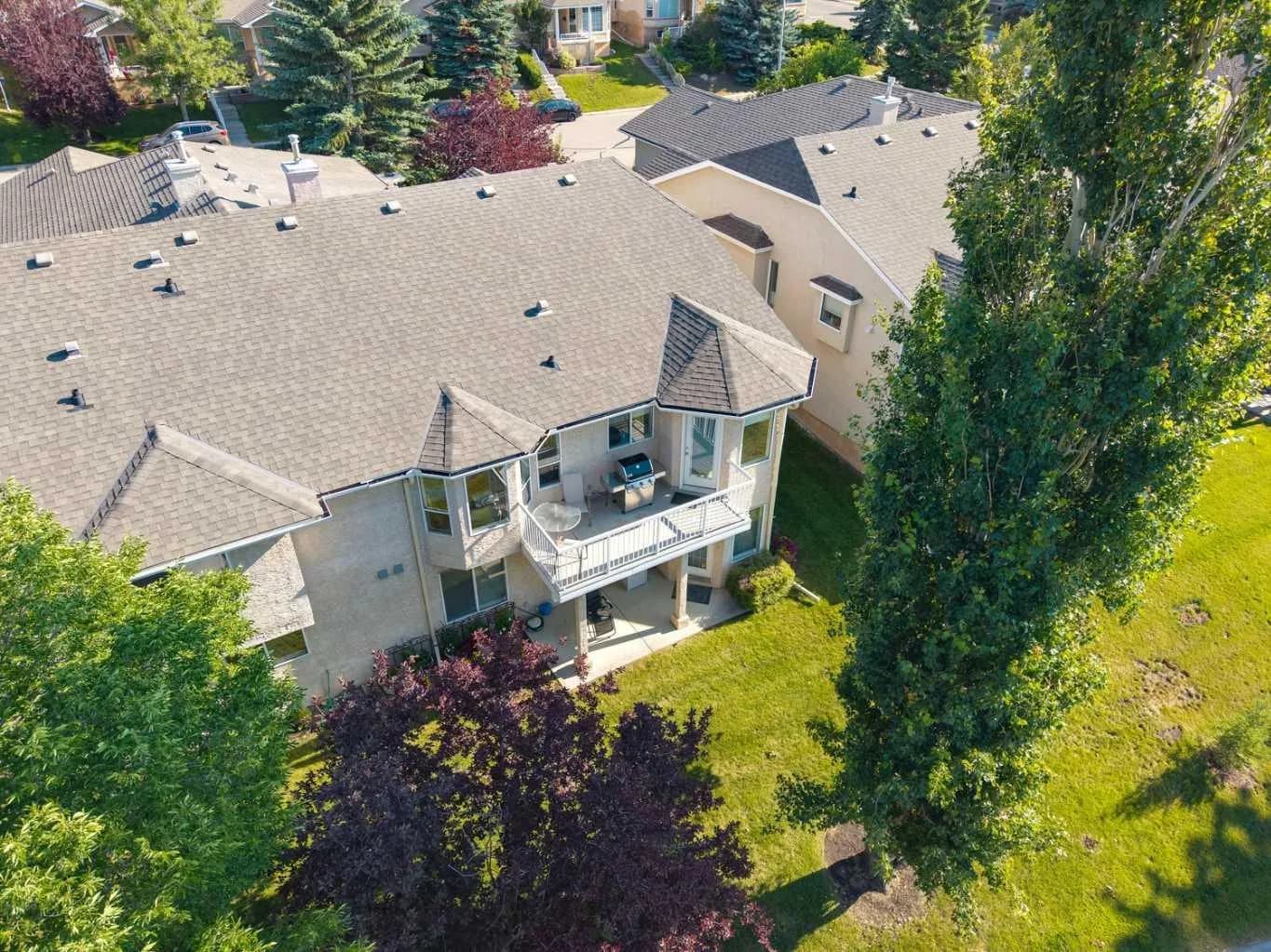 Semi Detached (Half Duplex)