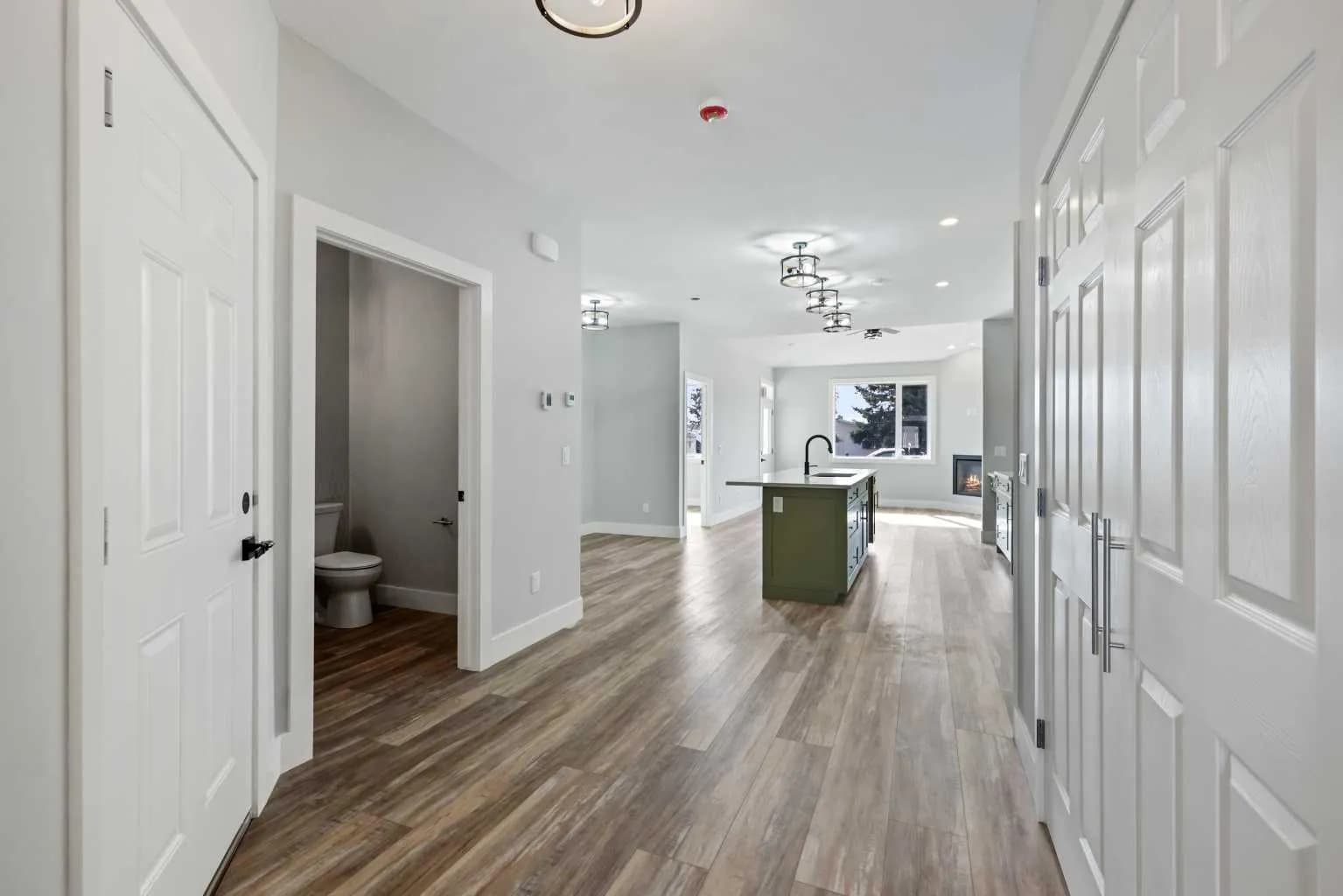 Semi Detached (Half Duplex)