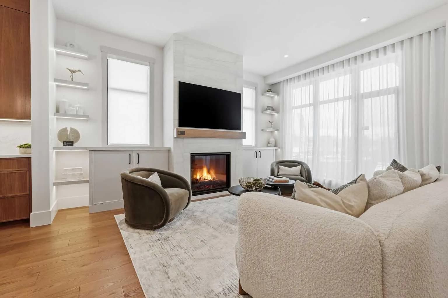 Semi Detached (Half Duplex)