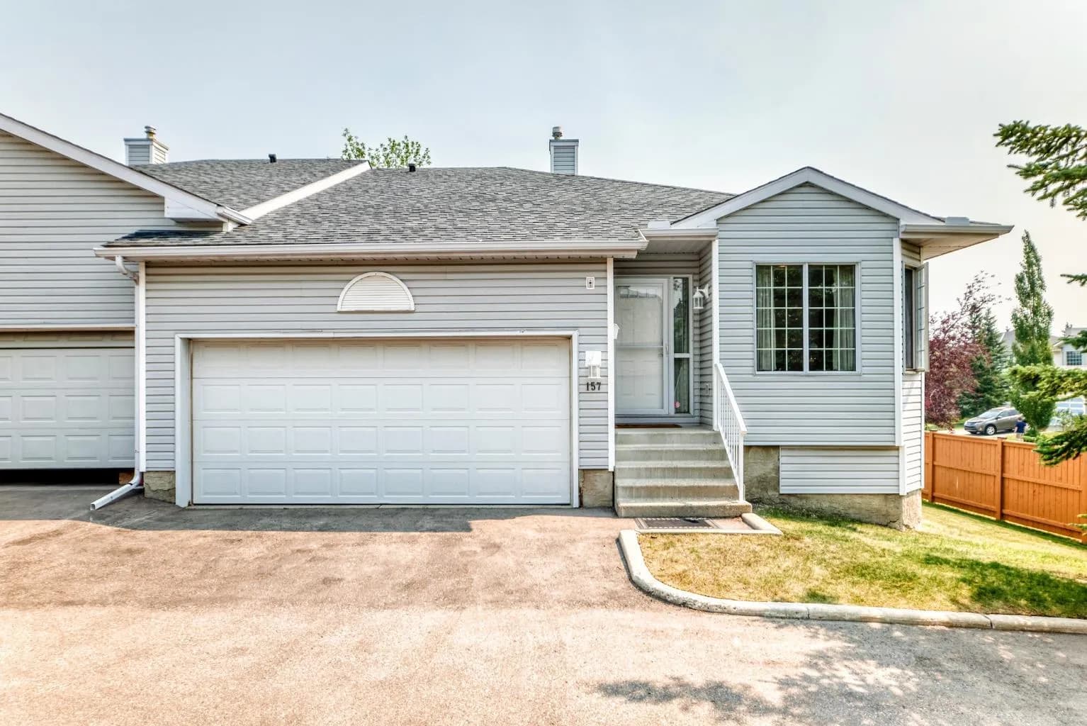 Semi Detached (Half Duplex)