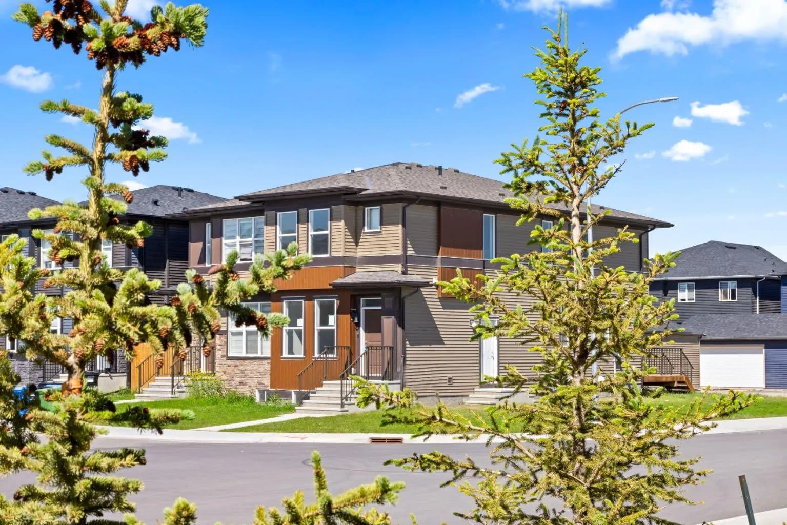 Semi Detached (Half Duplex)