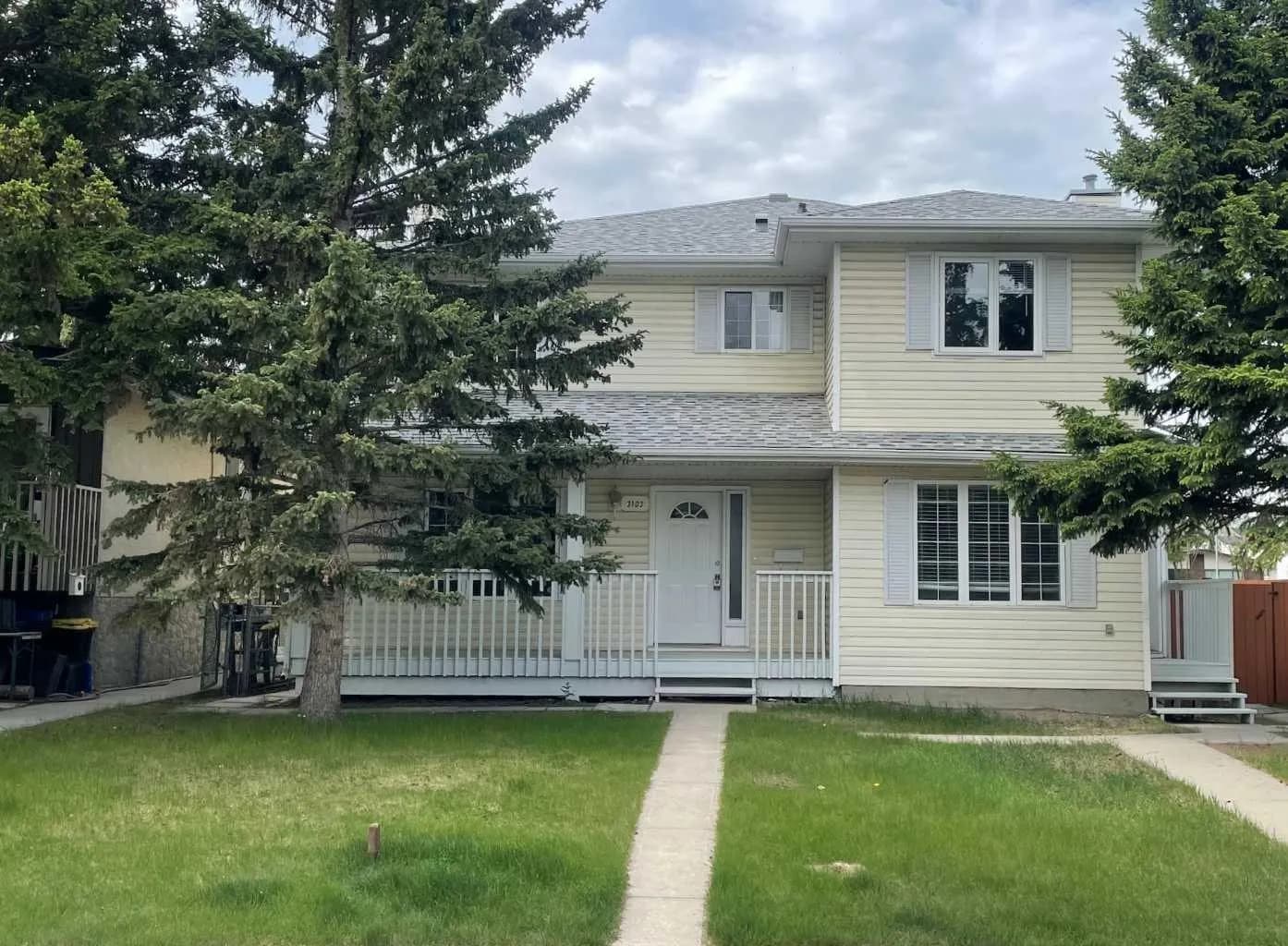 Semi Detached (Half Duplex)