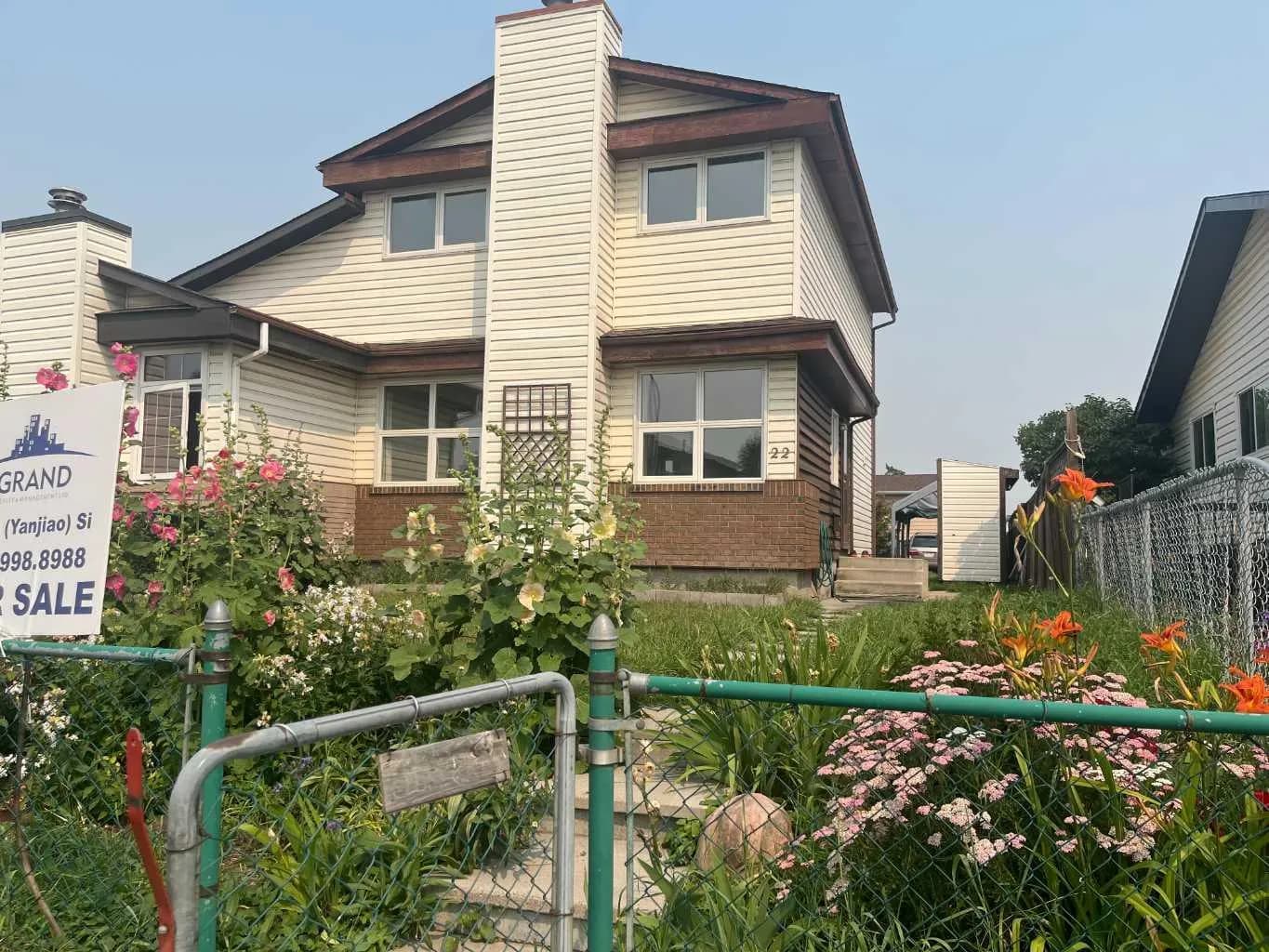 Semi Detached (Half Duplex)
