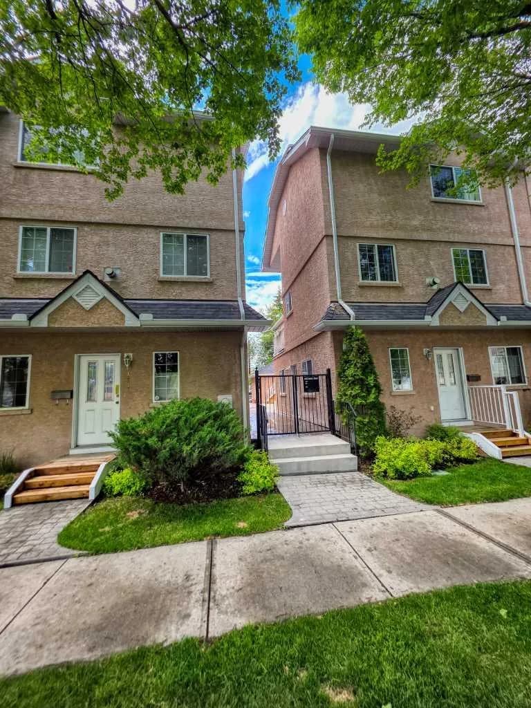 Row/Townhouse