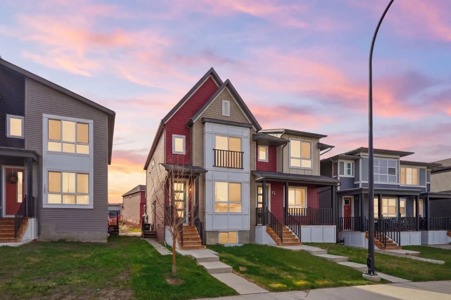 Semi Detached (Half Duplex)