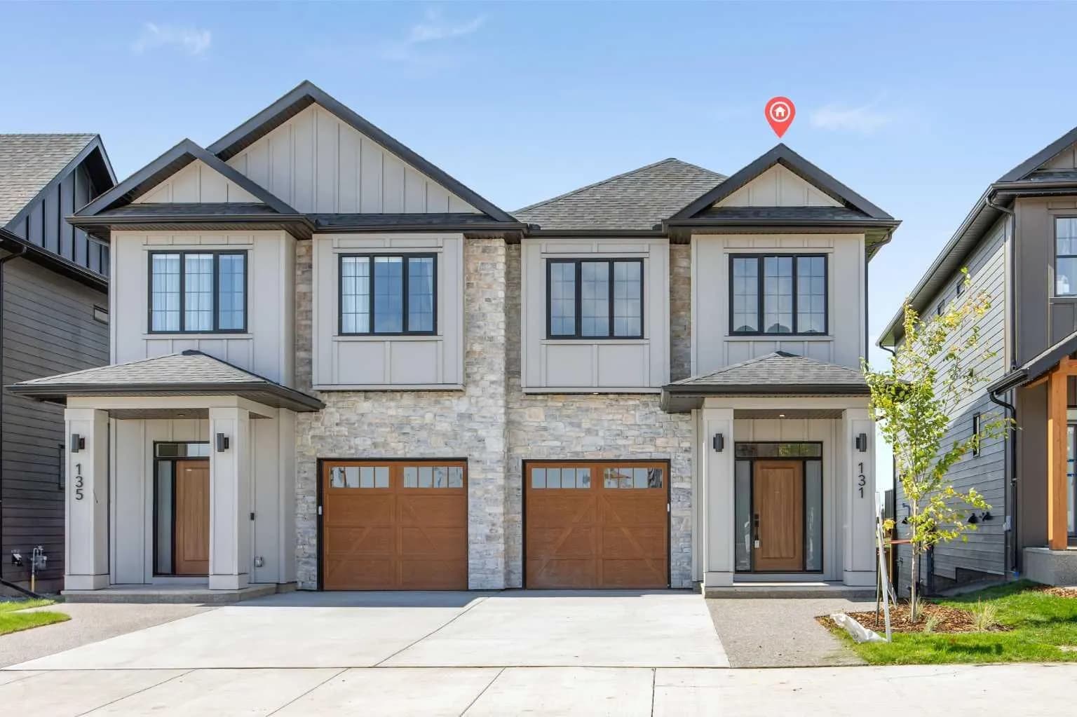 Semi Detached (Half Duplex)