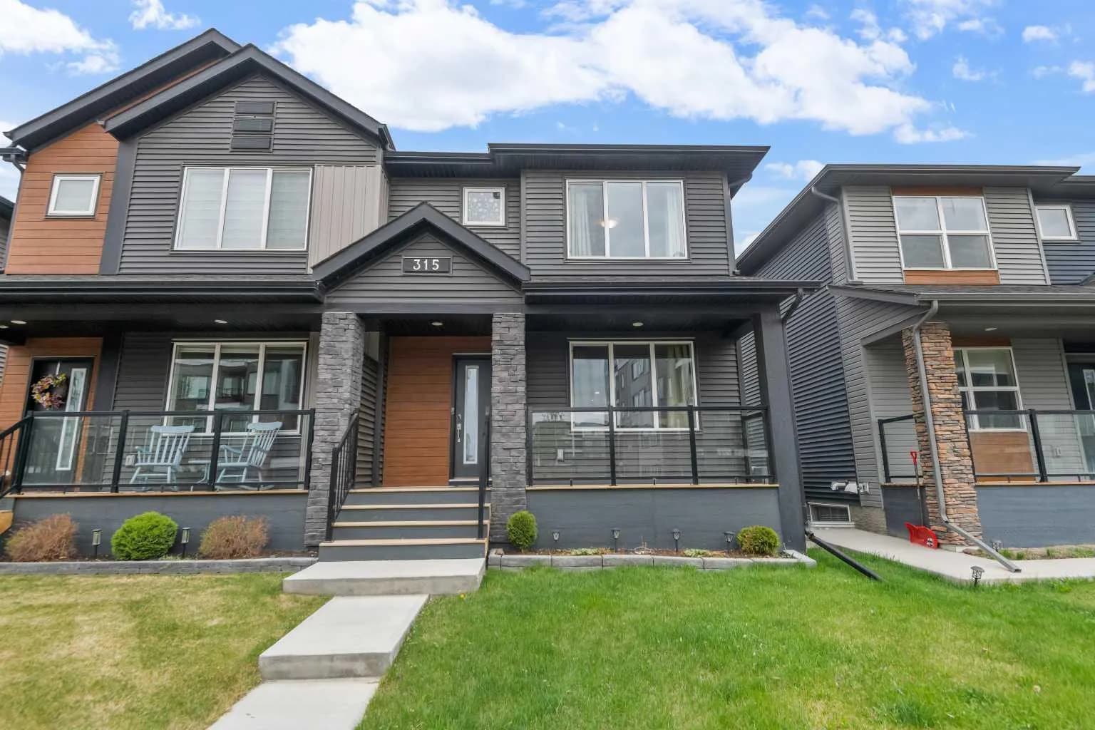 Semi Detached (Half Duplex)