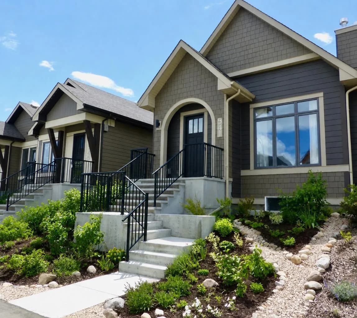 Semi Detached (Half Duplex)