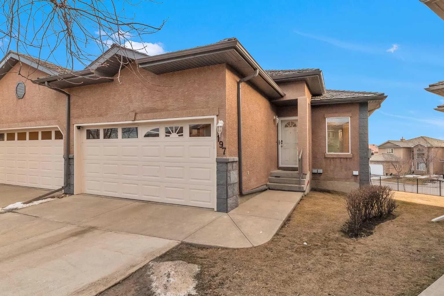 Semi Detached (Half Duplex)